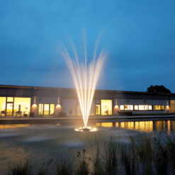 Wasserspiele, Fontänen, Düsen